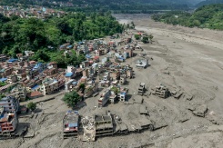 Des habitations ensevelies sous la boue après des inondations soudaines survenues à Trishuli Bazar, dans le district de Nuwakot au Népal, le 26 août 2026 - © AFP - Prabin RANABHAT