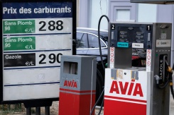 Les prix du carburant affichés dans une station-service Avia à Paris, le 18 septembre 2026 - © AFP - Kenzo TRIBOUILLARD Les prix du carburant affichés dans une station-service Avia à Paris, le 18 septembre 2026 - © AFP - Kenzo TRIBOUILLARD