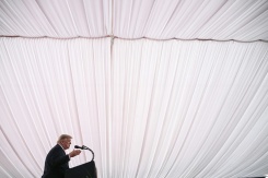 Donald Trump s'exprime à la résidence de l'ambassadeur américain à Dublin, le 12 septembre 2026 - © AFP - Brendan SMIALOWSKI
