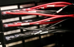 L'UE devrait tenter d'imposer des critères de souveraineté pour les contrats publics en matière d'intelligence artificielle et de Cloud - © GETTY IMAGES NORTH AMERICA/AFP - JOE RAEDLE L'UE devrait tenter d'imposer des critères de souveraineté pour les contrats publics en matière d'intelligence artificielle et de Cloud - © GETTY IMAGES NORTH AMERICA/AFP - JOE RAEDLE