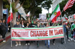 Manifestation contre le régime iranien, à Los Angeles aux Etats-Unis le 18 janvier 2026 - © AFP - Jonathan Alcorn