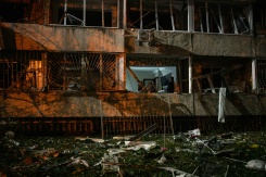 Un immeuble résidentiel touché par une frappe russe à Kiev, le 14 octobre 2026 en Ukraine - © AFP - Genya SAVILOV