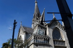 Les dégâts subis par la cathédrale de Manizales, après le séisme survenu  en Colombie, le 10 août 2026 - © AFP - Andres Valencia