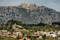 Des bâtiments détruits sont visibles dans le village de Kfar Kila, dans le sud du Liban, vus depuis le côté israélien de la frontière, le 29 mai 2026 - © AFP - Jalaa MAREY Des bâtiments détruits sont visibles dans le village de Kfar Kila, dans le sud du Liban, vus depuis le côté israélien de la frontière, le 29 mai 2026 - © AFP - Jalaa MAREY