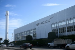 Un site de SpaceX, à Hawthorne, en Californie, le 9 juin 2026 - © AFP - Patrick T. Fallon Un site de SpaceX, à Hawthorne, en Californie, le 9 juin 2026 - © AFP - Patrick T. Fallon