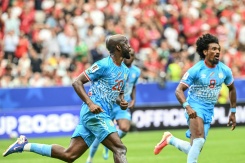 L'attaquant congolais Yoane Wissa (C) après avoir inscrit le but égalisateur contre le Portugal, au Mondial-2026, le 17 juin 2026 à Houston (Etats-Unis) - © AFP - RONALDO SCHEMIDT L'attaquant congolais Yoane Wissa (C) après avoir inscrit le but égalisateur contre le Portugal, au Mondial-2026, le 17 juin 2026 à Houston (Etats-Unis) - © AFP - RONALDO SCHEMIDT