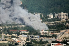Une frappe aérienne israélienne sur le village e Jajouaa, dans le sud du Liban, le 13 mai 2026 - © AFP - Kawnat HAJU