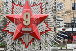 Décoration pour le 9-Mai, date anniversaire de la victoire soviétique sur l'Allemagne nazie, ici le 8 mai 2026 à Moscou   - © AFP - Igor IVANKO