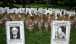 Un mémorial dédié aux victimes du nettoyage ethnique perpétré en 1992 par les forces armées serbes de Bosnie, dans les environs de Prijedor, au nord de la Bosnie, le 31 mai 2021 - © AFP/Archives - ELVIS BARUKCIC Un mémorial dédié aux victimes du nettoyage ethnique perpétré en 1992 par les forces armées serbes de Bosnie, dans les environs de Prijedor, au nord de la Bosnie, le 31 mai 2021 - © AFP/Archives - ELVIS BARUKCIC